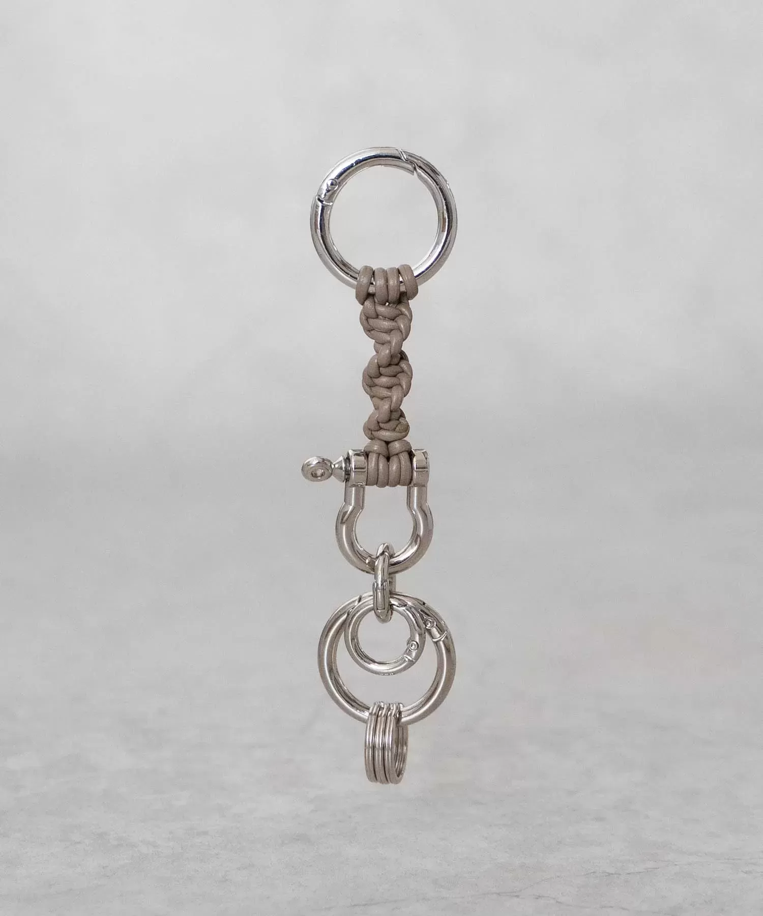 スパイラル ブレーディング レザーキーチェーン